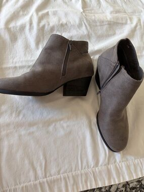 Bella Vita Grey-Taupe Suede Ankle Booties with Side Zip
